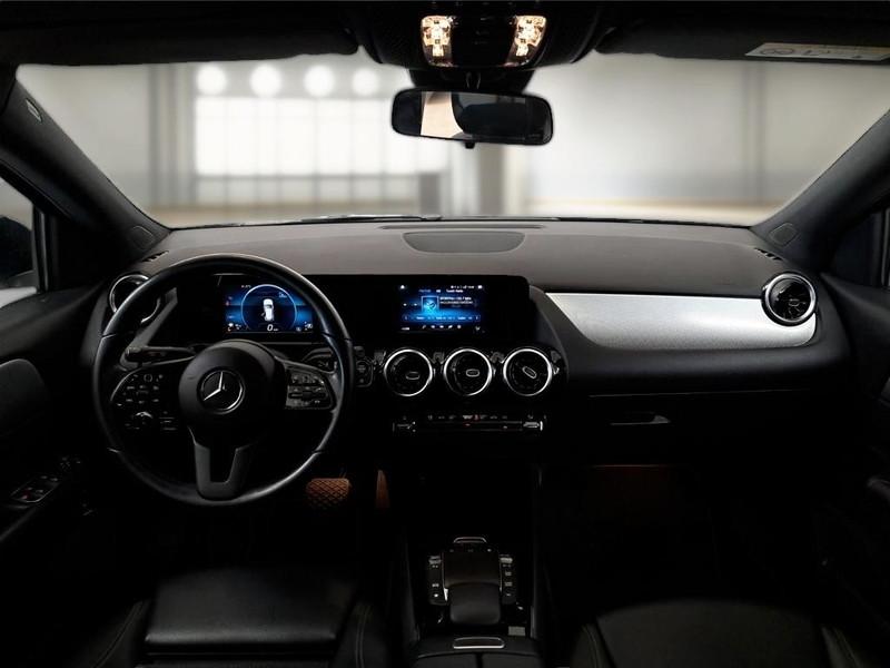 MERCEDES-BENZ GLA 200 d Automatic 4MATIC Sport