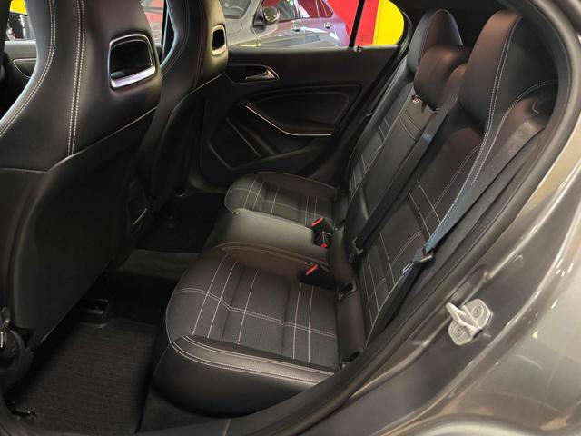MERCEDES-BENZ GLA 220 d Automatic 4Matic Sport - KM E SERVICE CERTIFIC.