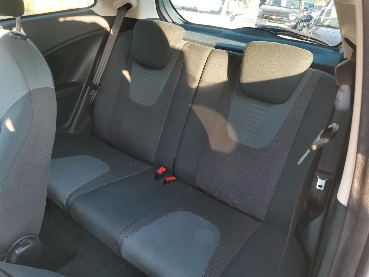 Ford Ka 1.2 8V 69CV Titanium