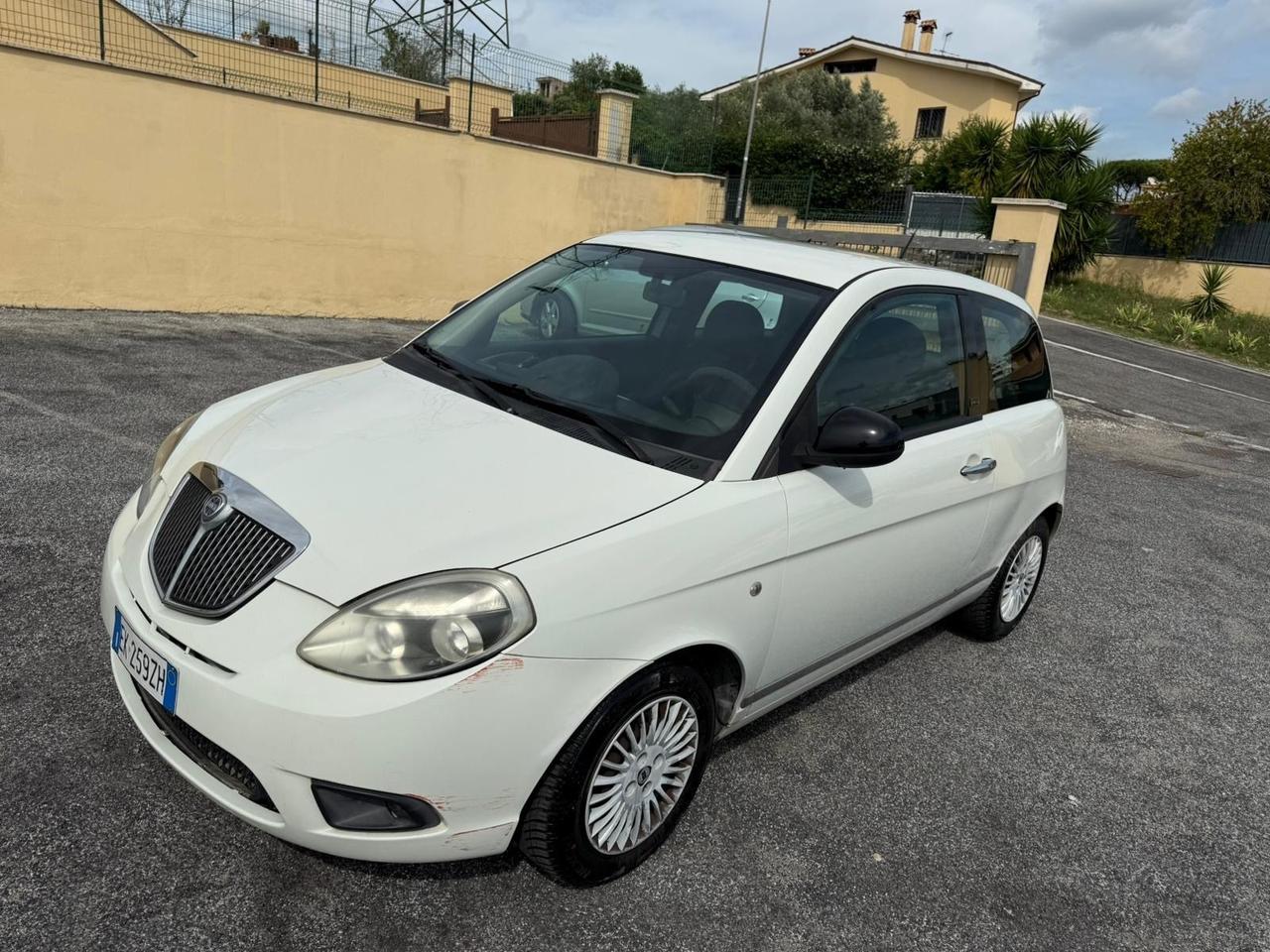 Lancia Ypsilon 1.4 Unyca Ecochic GPL