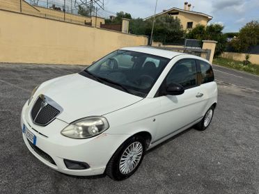 Lancia Ypsilon 1.4 Unyca Ecochic GPL