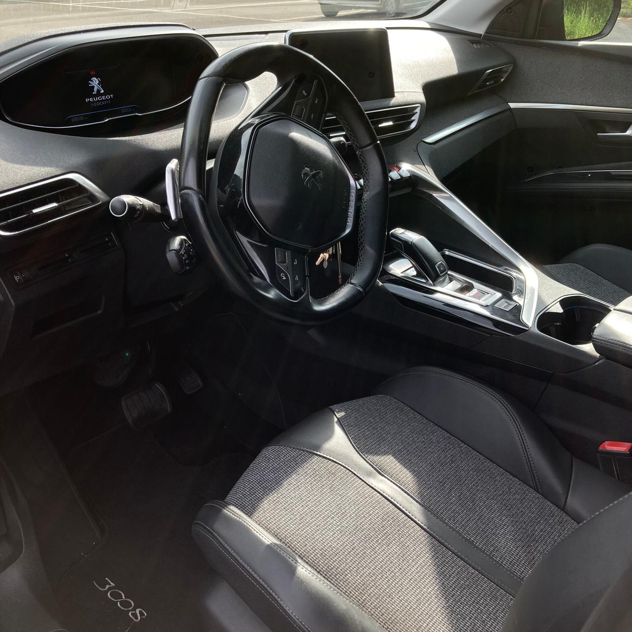 Peugeot 3008 BlueHDi 130 S&S EAT8 Allure
