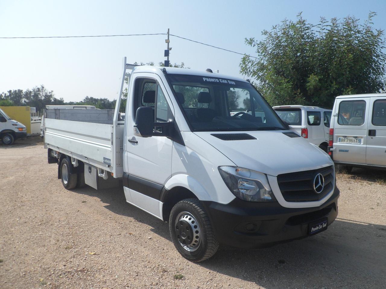 Mercedes-benz Sprinter cassone fisso con pedana
