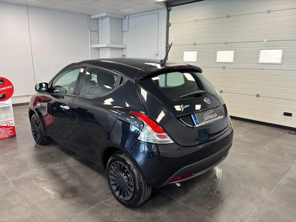 Lancia Ypsilon 1.0 Benzina Hybrid Ecochic Gold 5 Porte