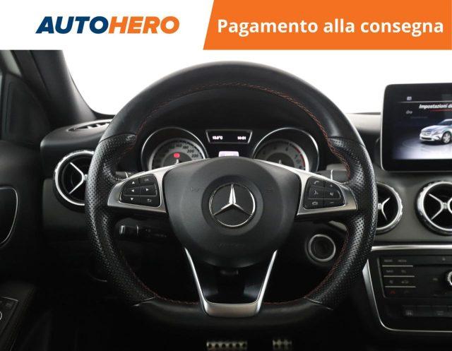 MERCEDES-BENZ GLA 250 Automatic 4Matic Premium