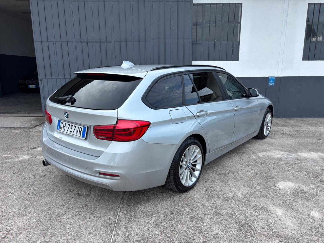 BMW 318d Touring (EURO6-B) garanzia 12 mesi