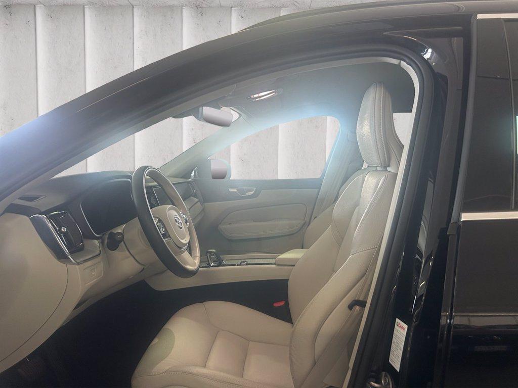 VOLVO XC60 2.0 b4 Core awd auto del 2023