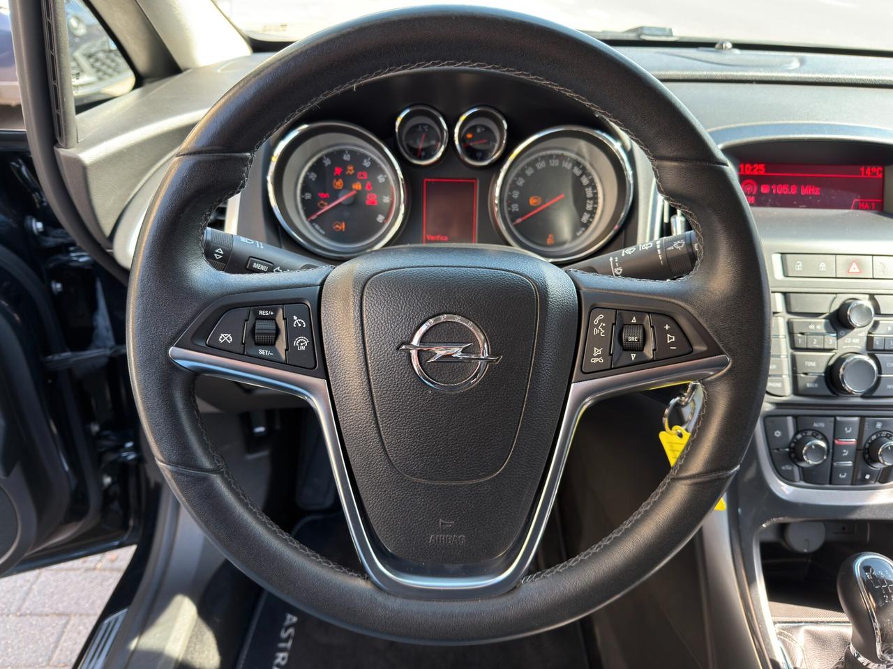 OPEL ASTRA 1.4cc 120Cv Cosmo Benzina