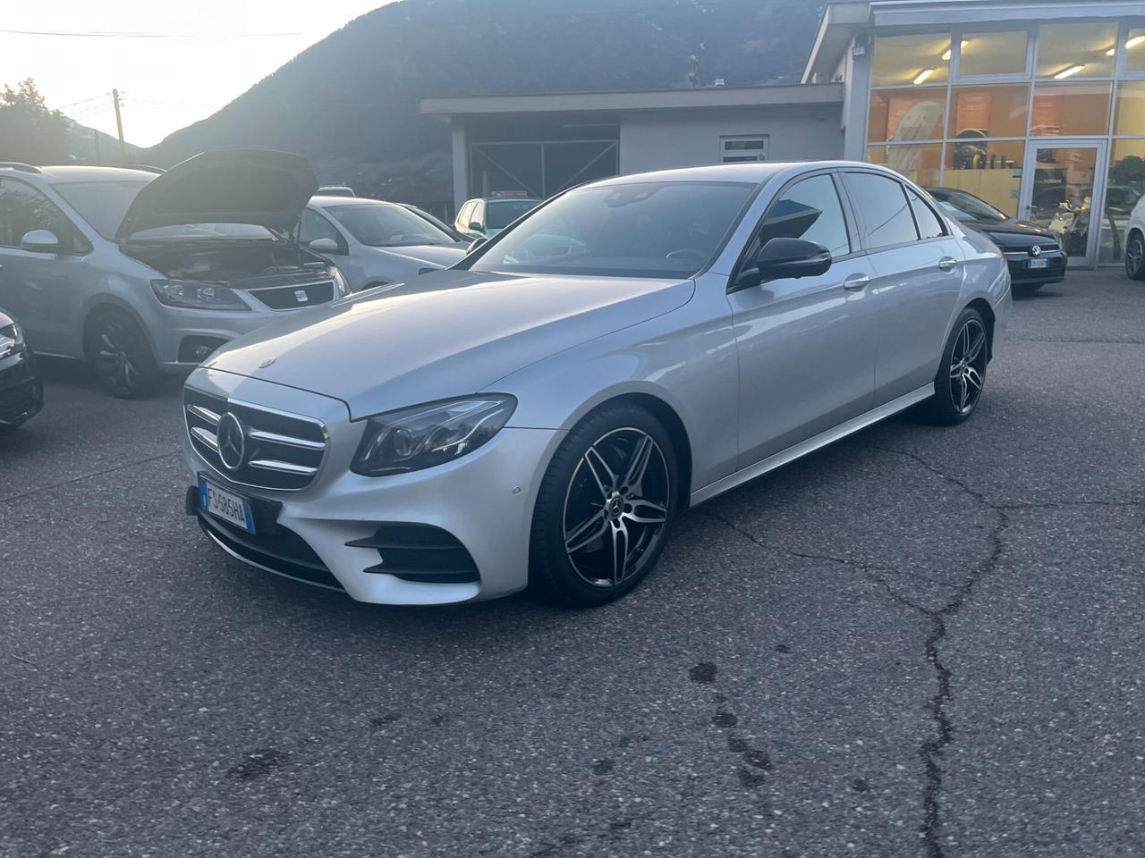 Mercedes-benz E 220 E 220 d 4Matic Auto Premium Plus AMG