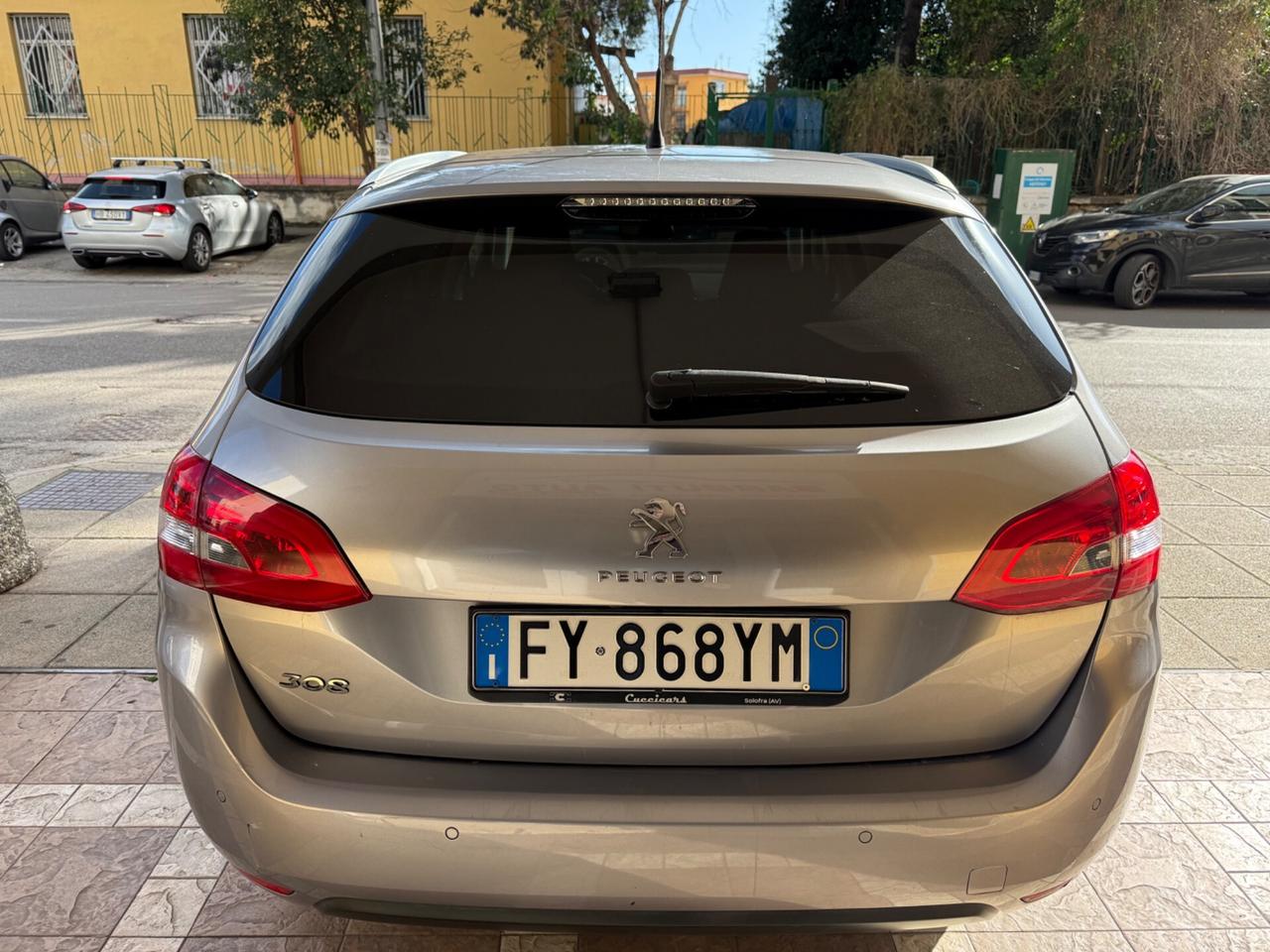 Peugeot 308 2019 - BlueHDi 130 S&S SW Allure