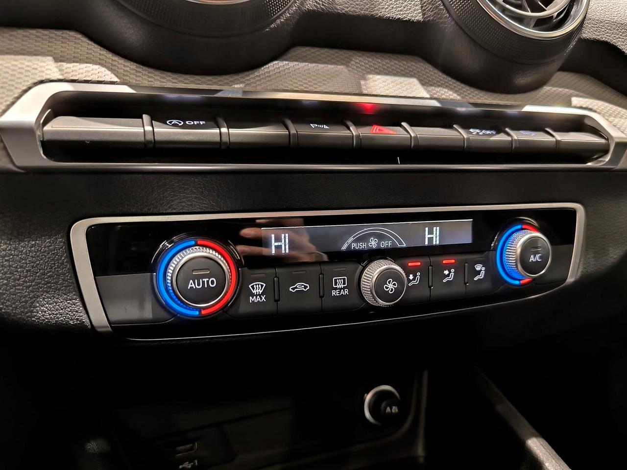 Audi Q2 30 TDI S tronic Business