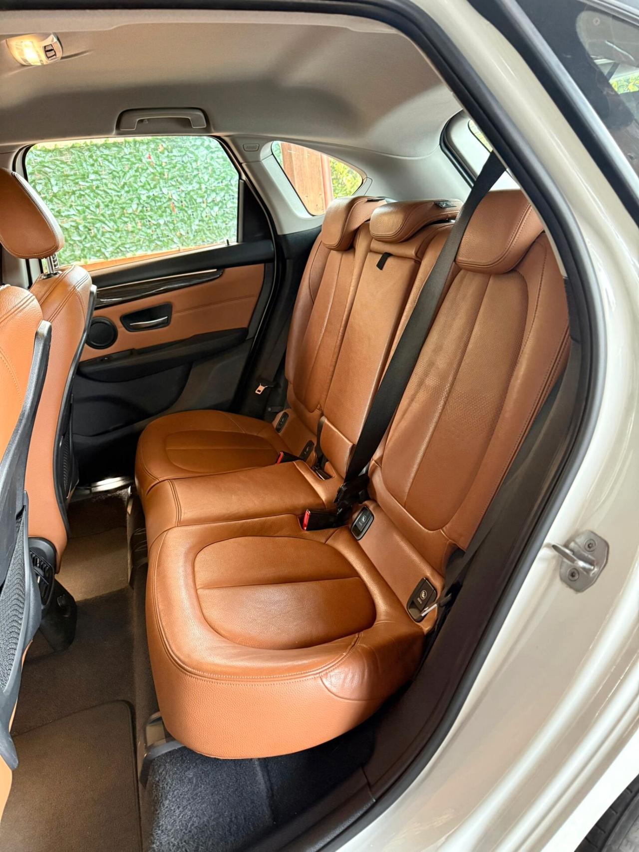 Bmw 2er Active Tourer 218d Luxury