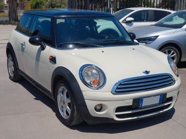 MINI Cooper D 1.6D 16V 110CV DPF PER NEOPATENTATI