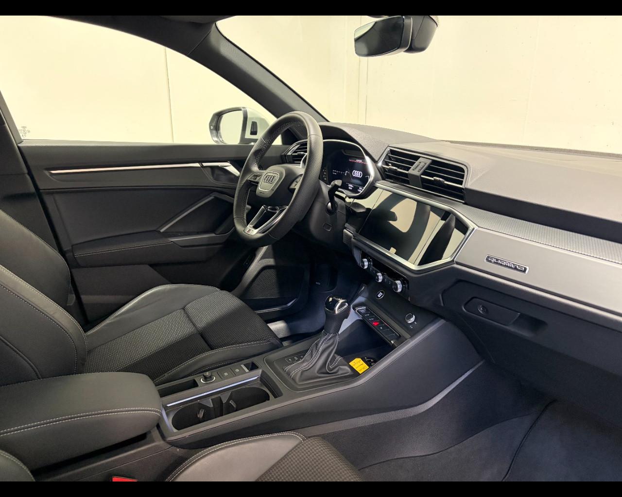 AUDI Q3 SPORTBACK 40 TDI QUATTRO S-TRONIC S LINE EDITION