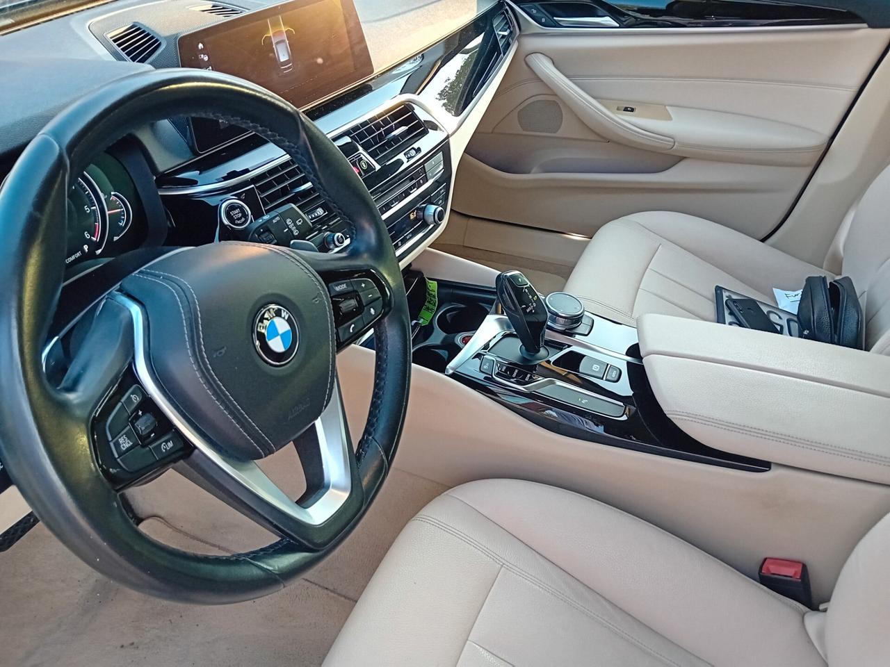 Bmw 520 520d aut. Touring Luxury