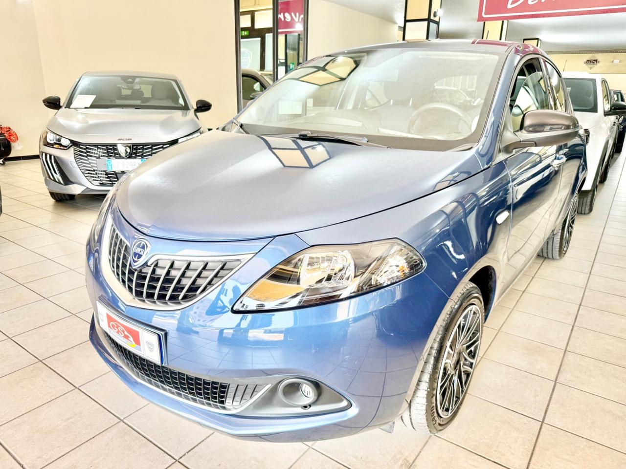 Lancia Ypsilon 1.0 FireFly 5 porte S&S Hybrid Gold