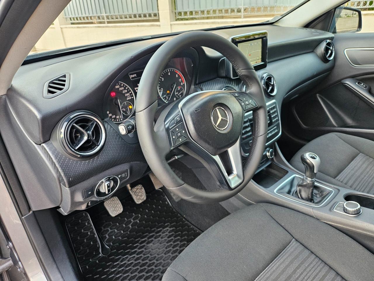 Mercedes-Benz A-Klasse A 180 CDI BlueEfficiency Edition Standard