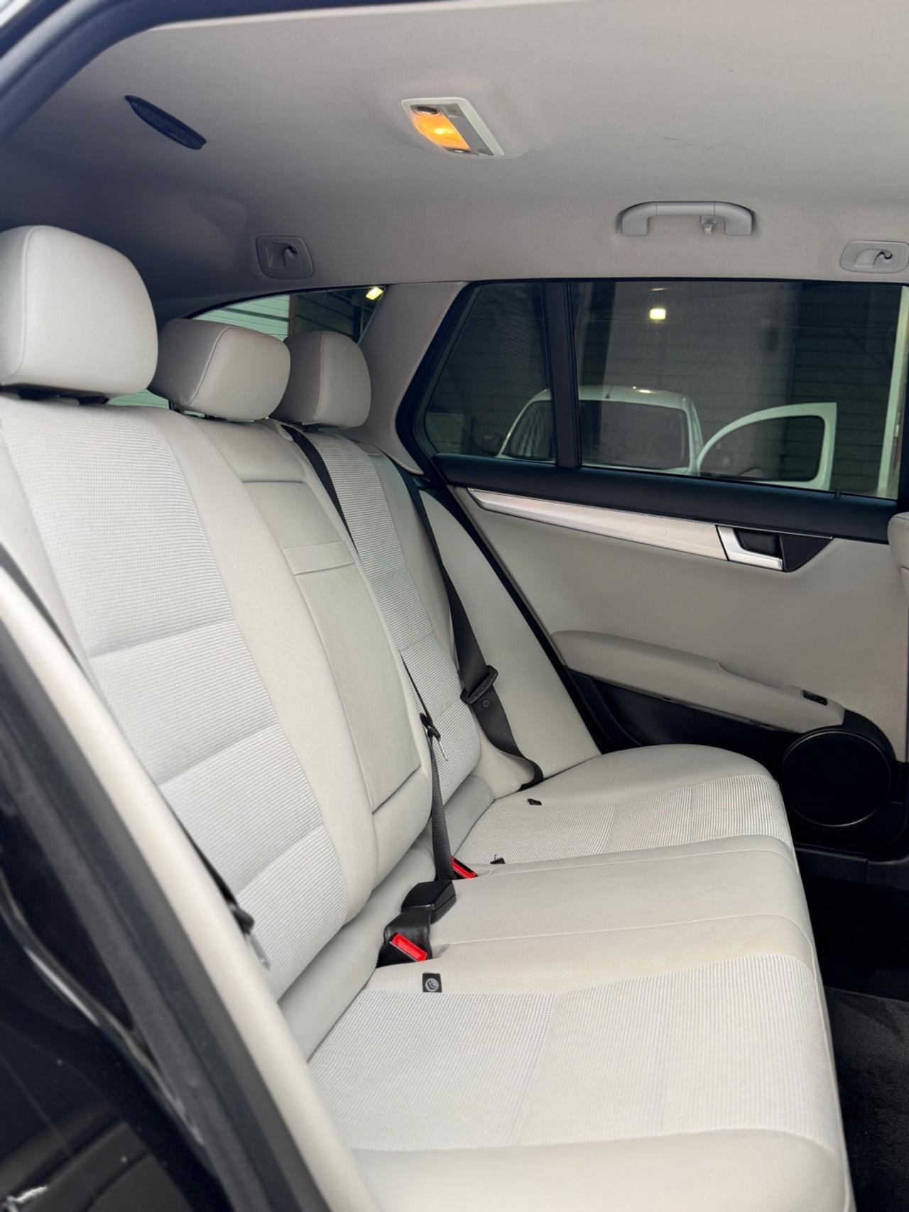 Mercedes-benz C 220 CDI S.W. BlueEFFICIENCY Avantgarde