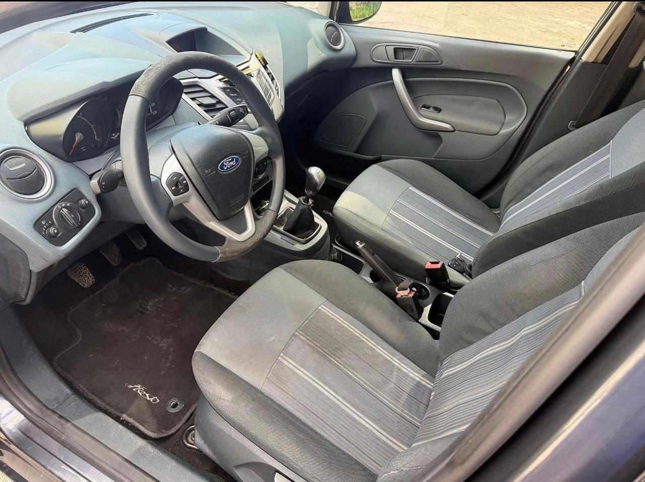 Ford Fiesta 1.4 TDCi 5p. Titanium