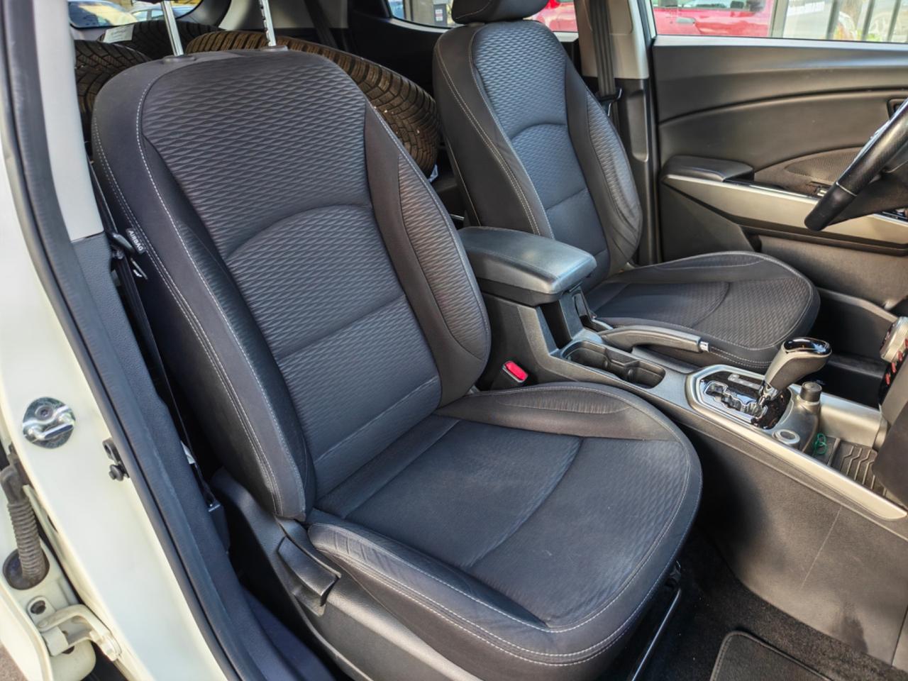 Ssangyong Tivoli 1.6d 2WD Juice Aut. + Gancio traino