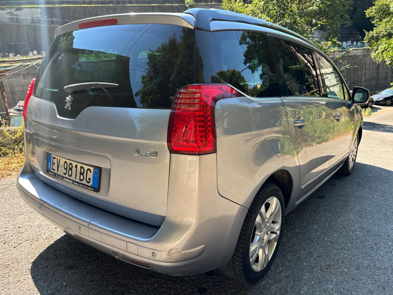 Peugeot 5008 2.0 HDi 150CV Active