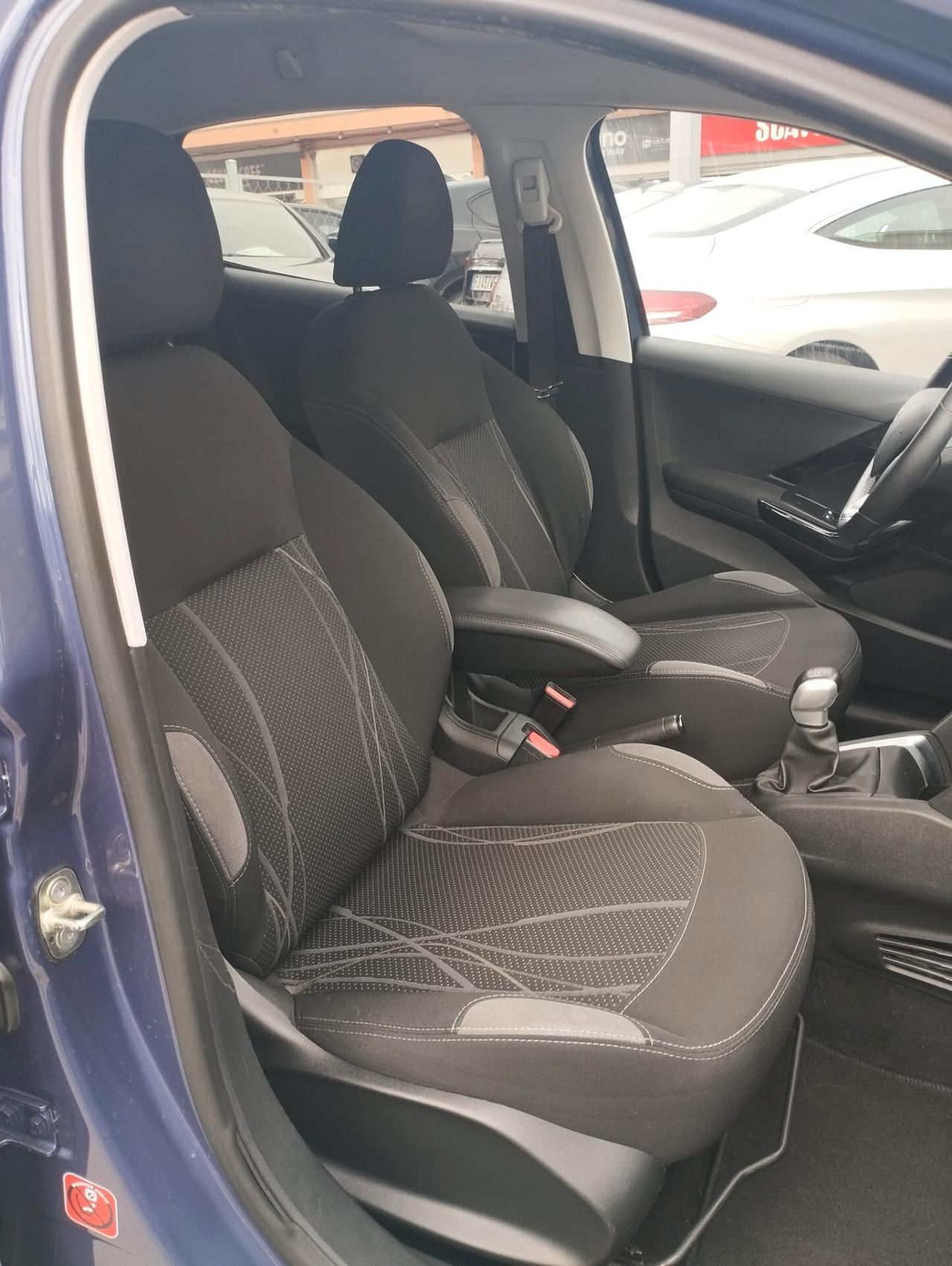 Peugeot 208 1.4 HDi 68 CV. ACTIVE PACK