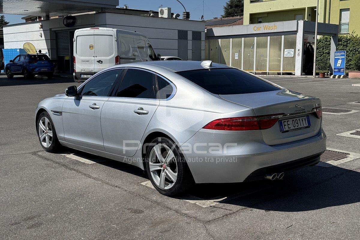 JAGUAR XF 2.0 D 180 CV aut. Prestige