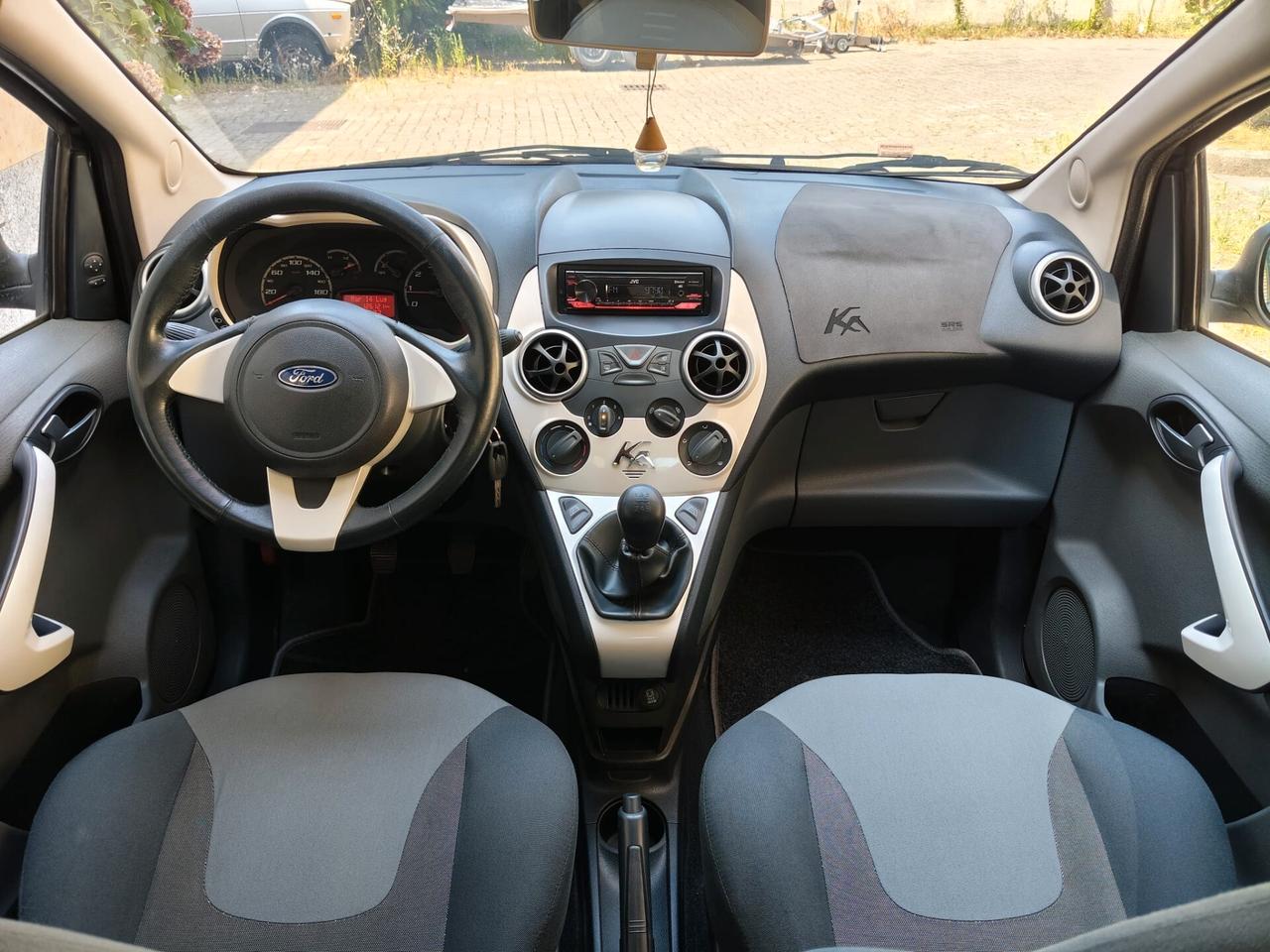 Ford Ka 1.3 TDCi 75CV Titanium cDPF