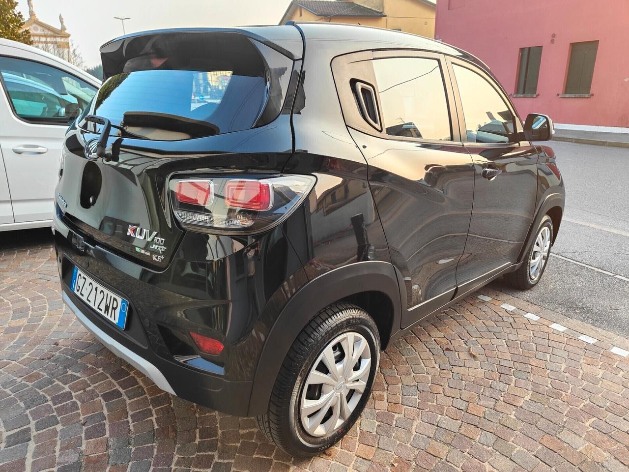 Mahindra KUV100 1.2 VVT M-Bifuel(GPL) K6+