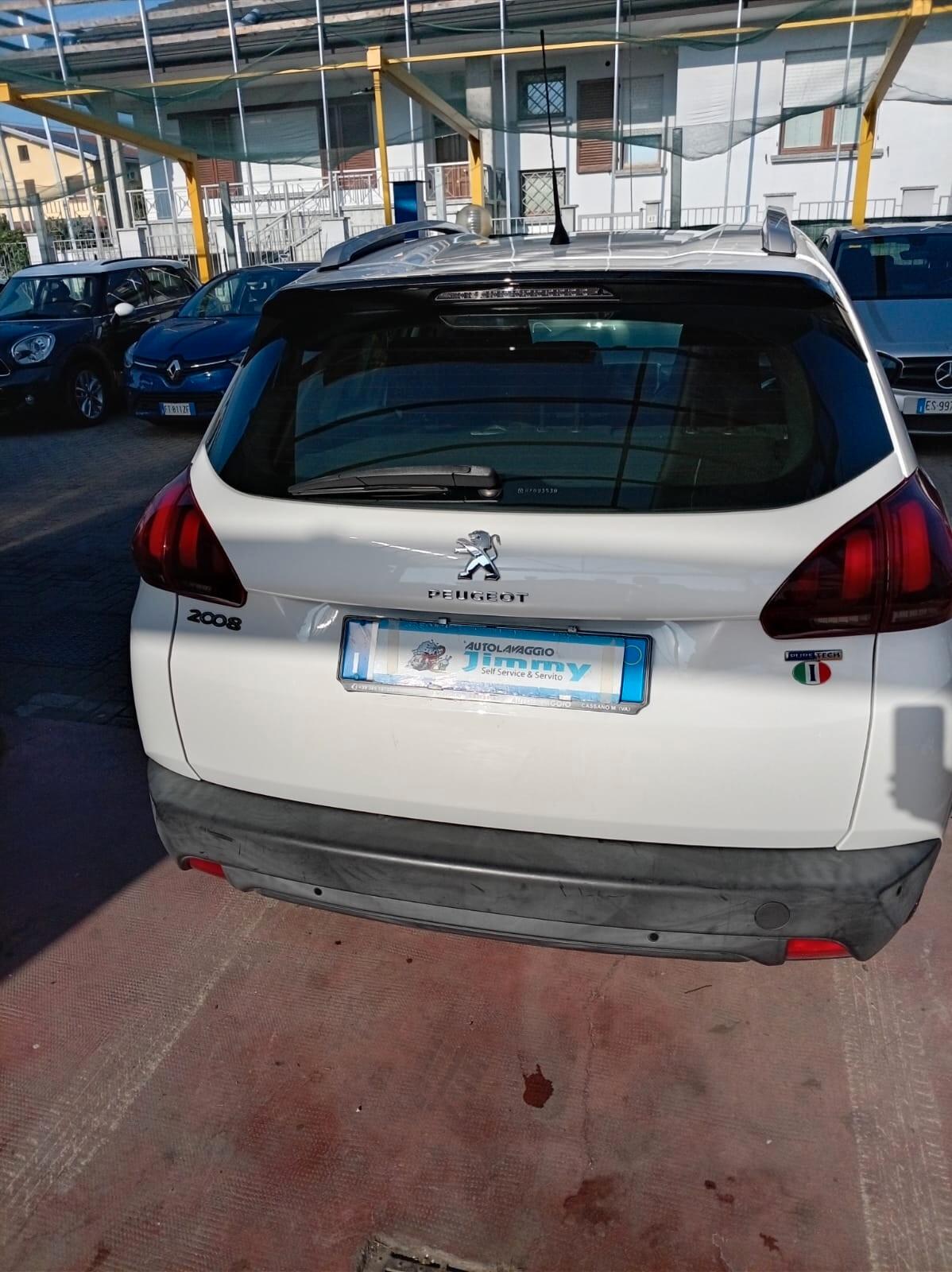 Peugeot 2008 PureTech 82 Allure
