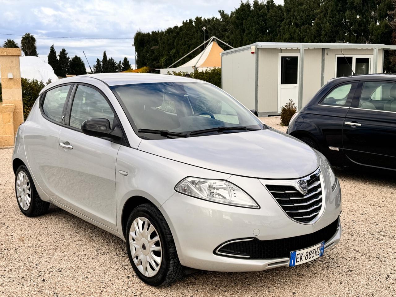 Lancia Ypsilon 0.9 TwinAir 85 CV 5 porte S&S Gold