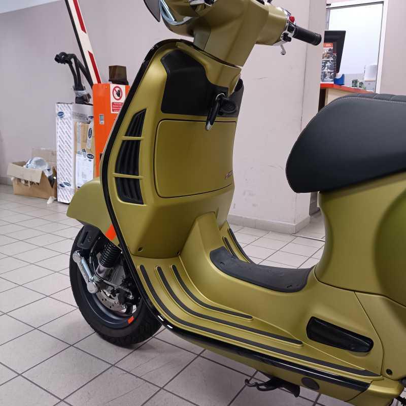 Vespa GTS 300 Super Sport - 2024