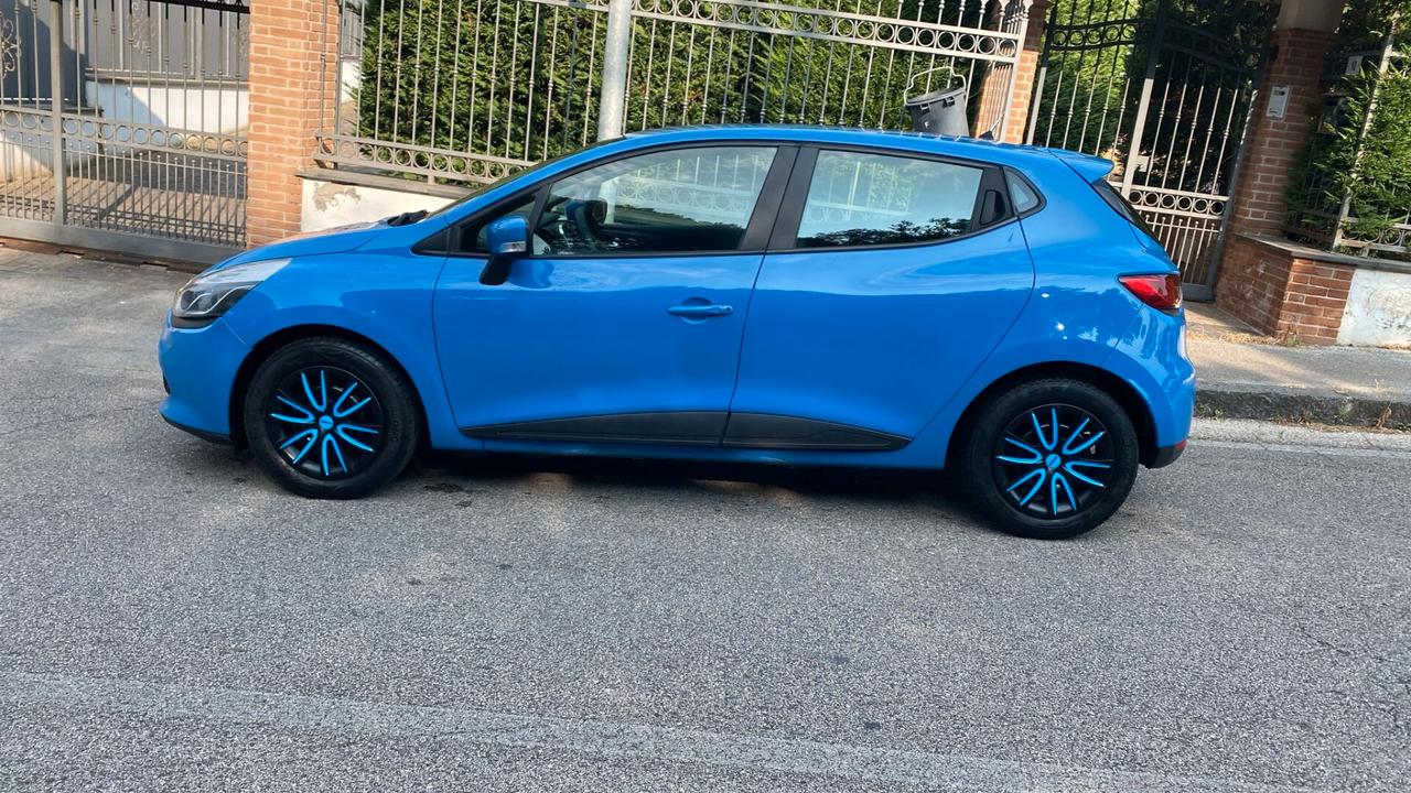 Renault Clio 1.5 dCi 8V 75CV 5 porte Costume National