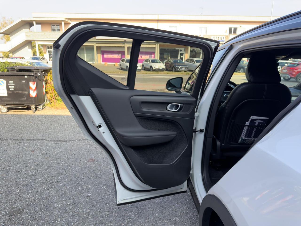 Volvo XC40 R Design D3 #7691