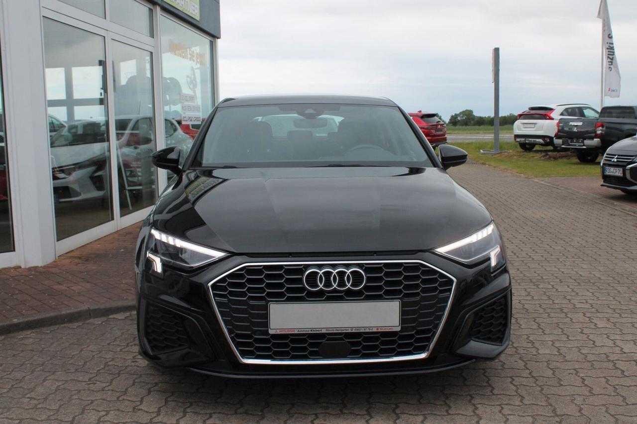 Audi A3 SPB 30 TFSI S line edition