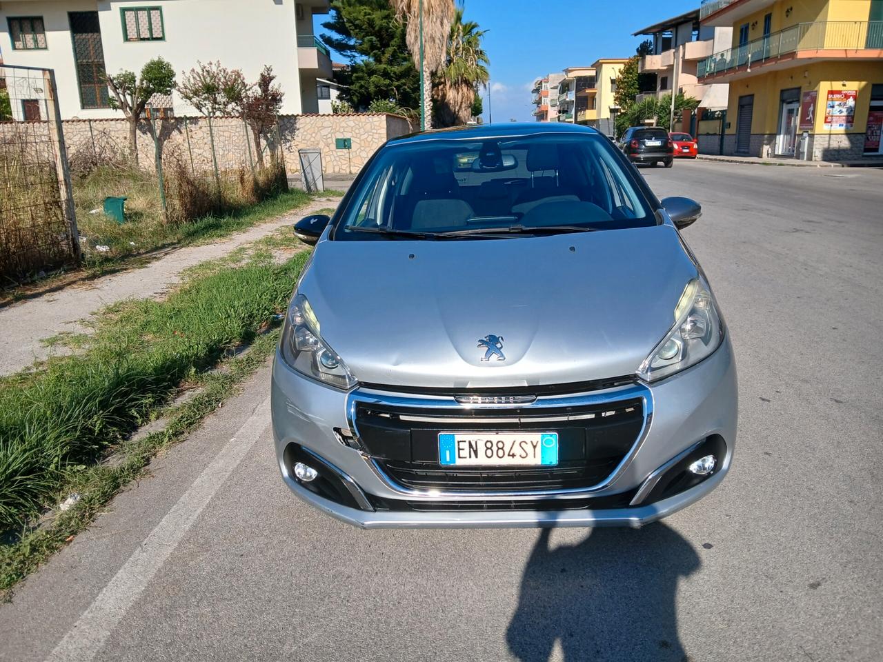 Peugeot 208 1.4 HDi 68 CV 5 porte Allure