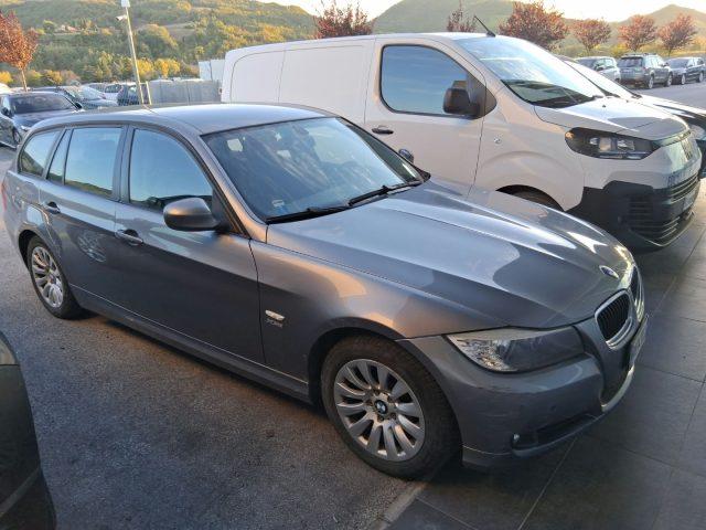 BMW 320 d cat xDrive Touring Attiva 4x4