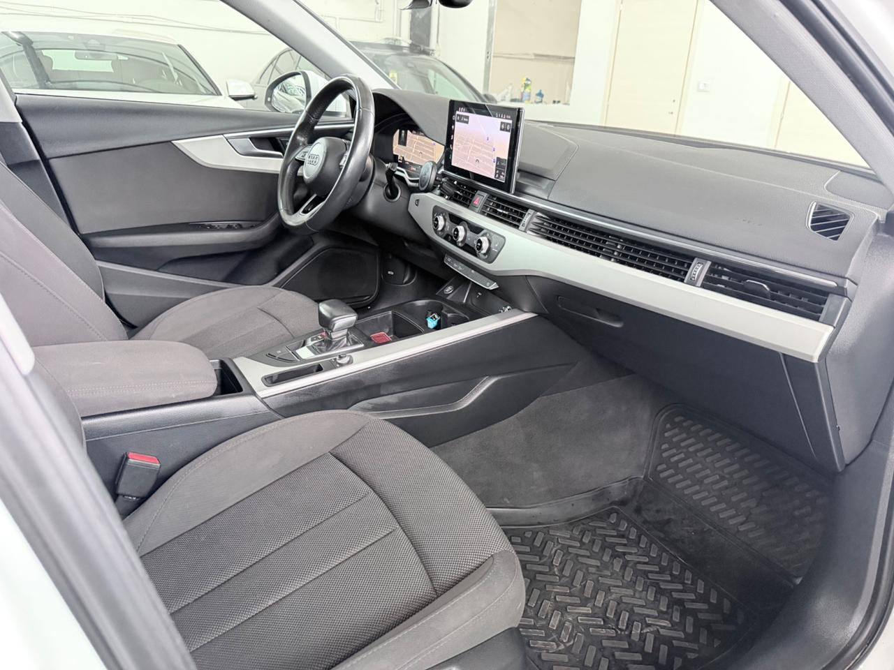 Audi A4 S-Line 2.0TDI 150CV SW 2020 EURO6