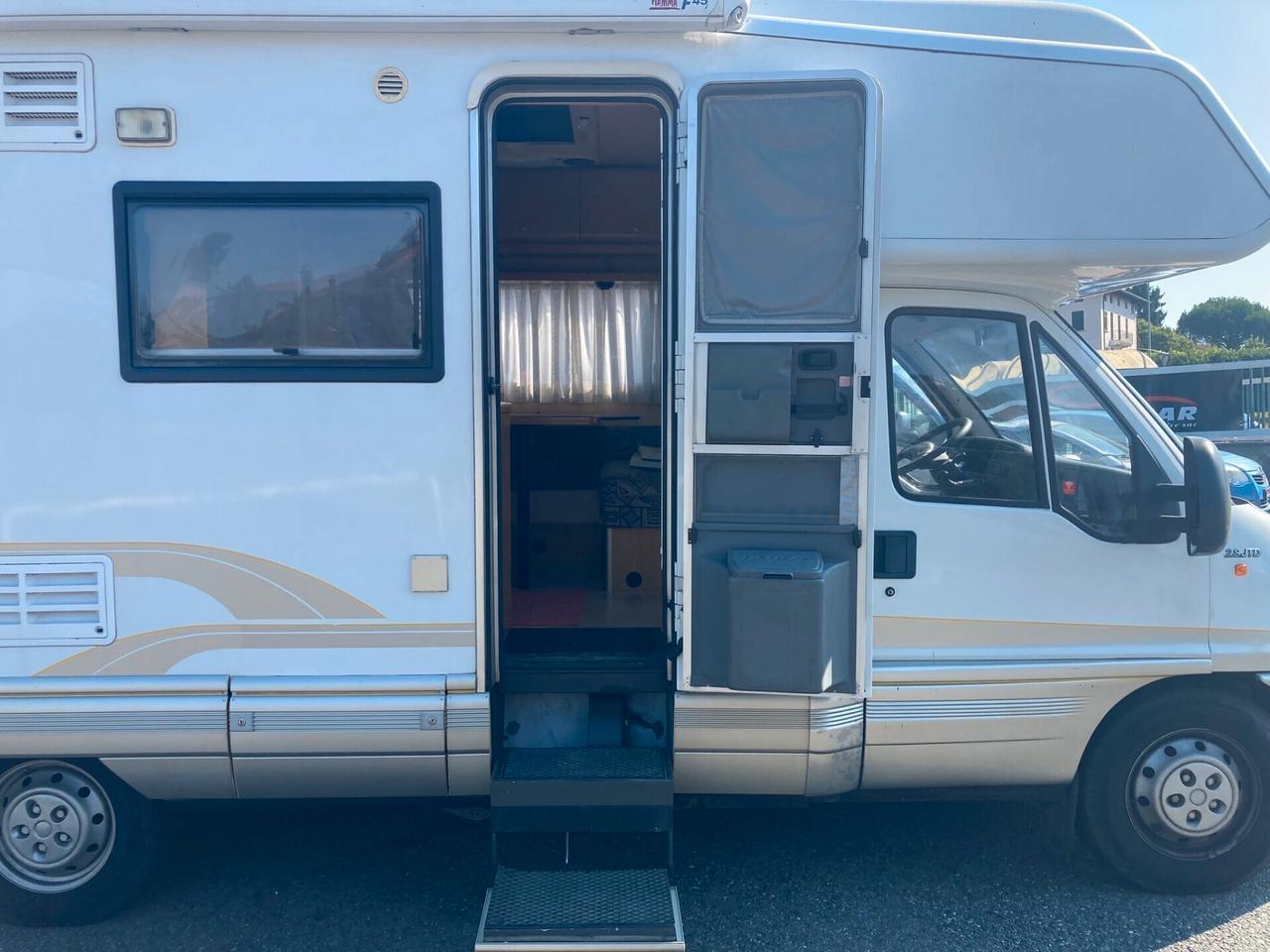 Laika CAMPER