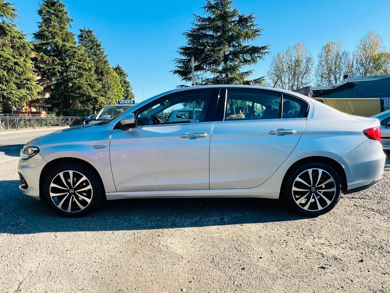 Fiat Tipo 1.6 Mjt S&S 5 porte Lounge