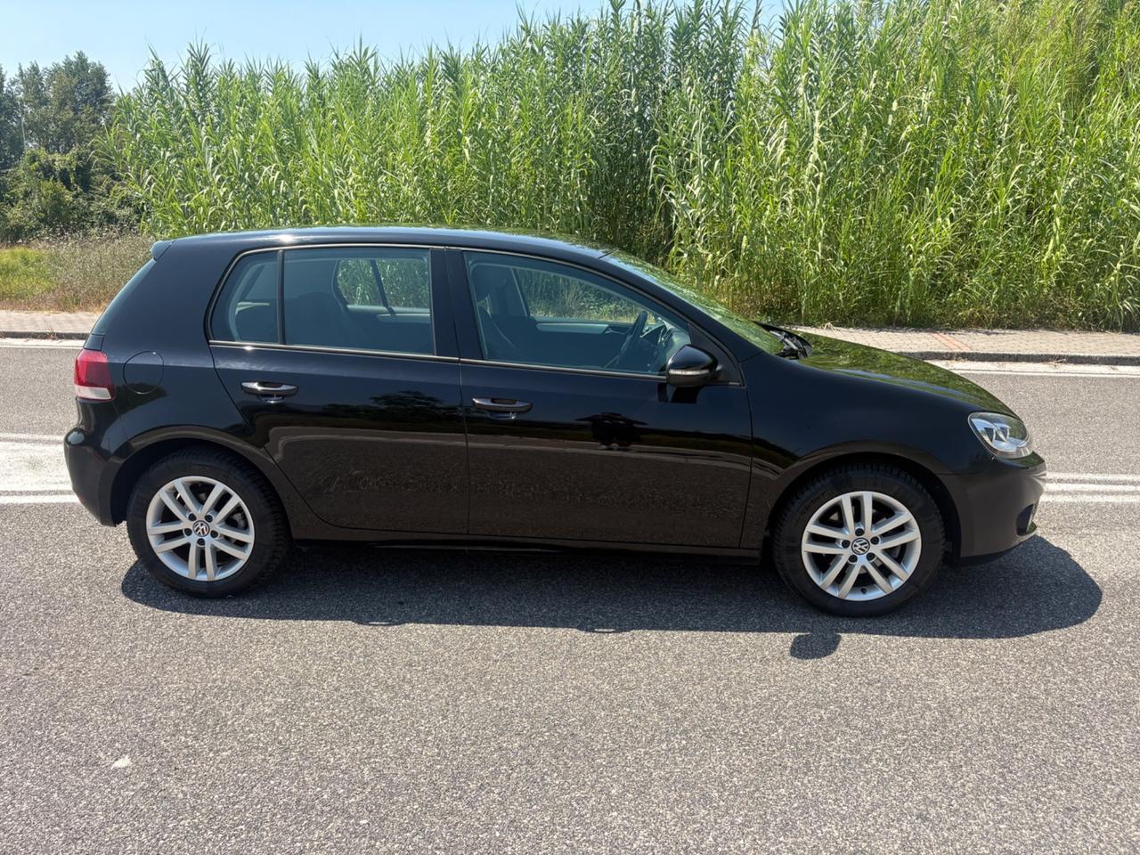 Volkswagen Golf 1.6 TDI105CV*AUTOM*XENO*HIGHLINE