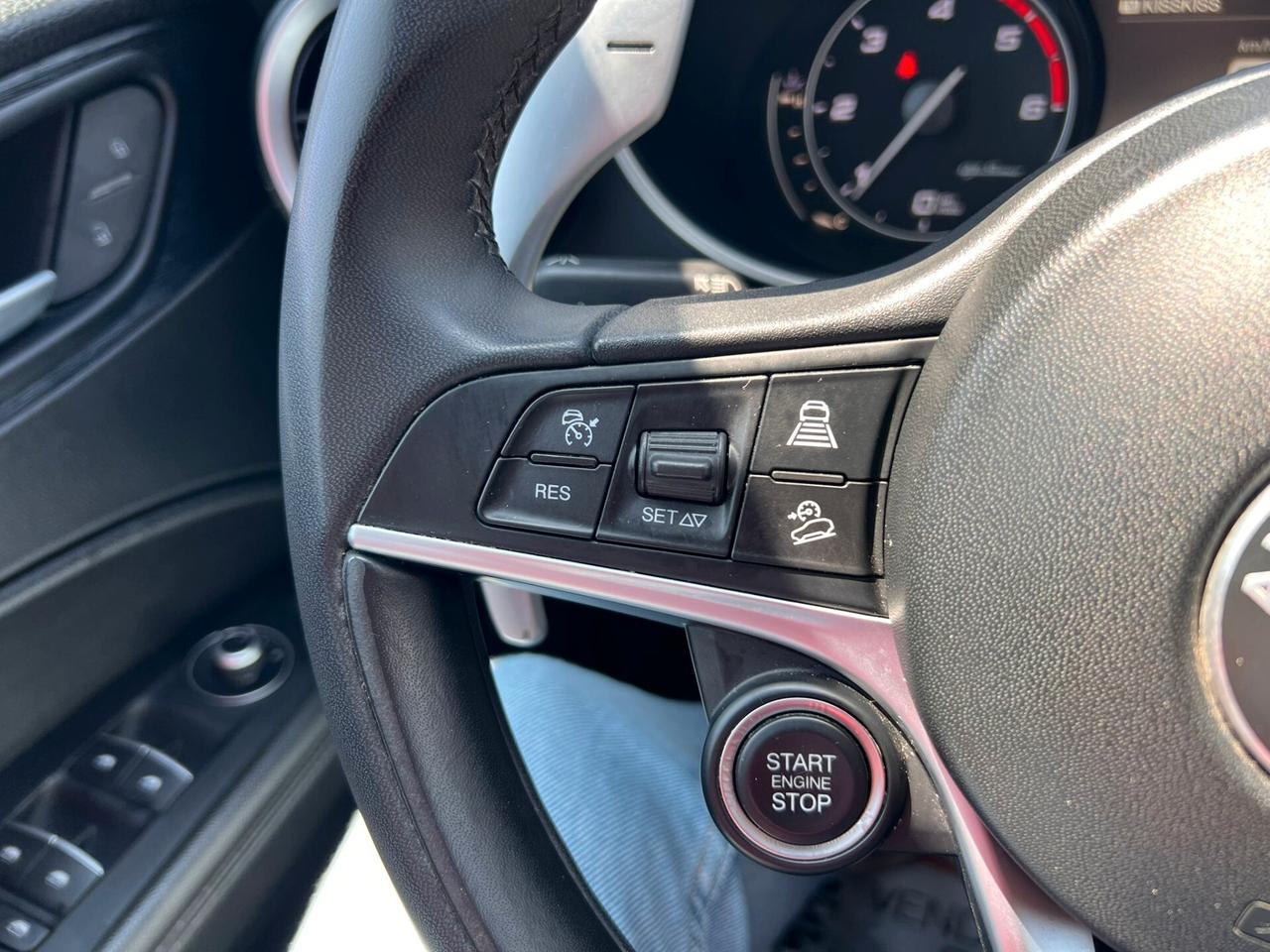 Alfa Romeo Stelvio 2.2 Turbodiesel 160 CV AT8 RWD Sport-Tech