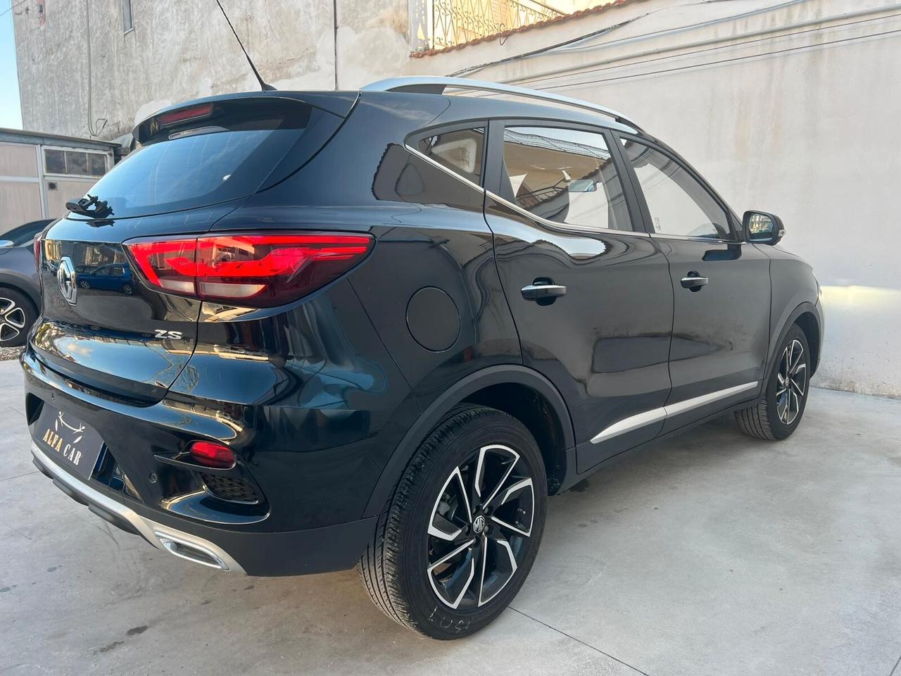 MG ZS 1.5 VTi-tech 106CV 2023!!! LUXURY!!!
