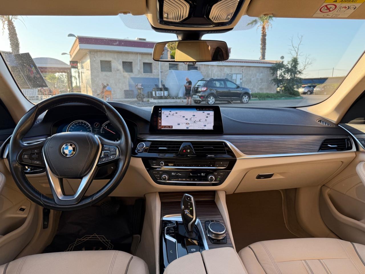Bmw 520d aut. Touring Luxury - 2019