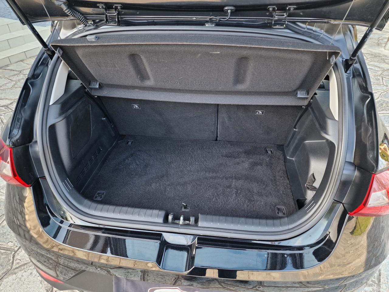 Hyundai i20 1.0 T-GDI 48V iMT ConnectLine 100cv - neopatentati