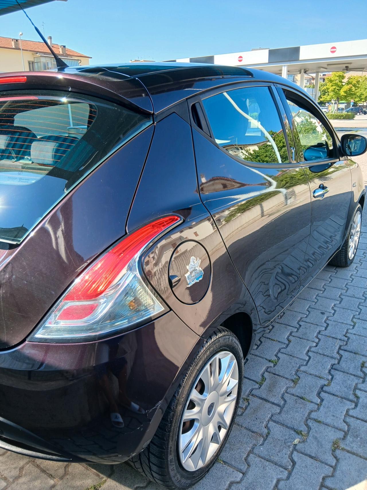 Lancia Ypsilon 1.2 69 CV Diva