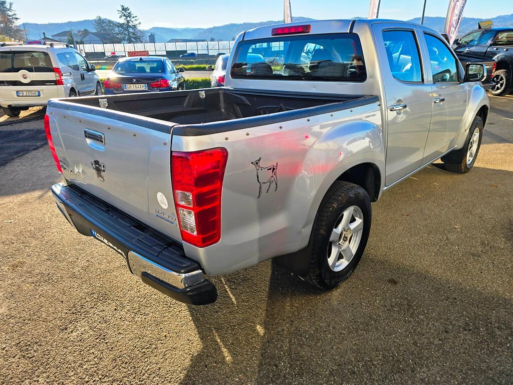 Isuzu D-Max 2.5 TDI 163CV SOLAR 4WD