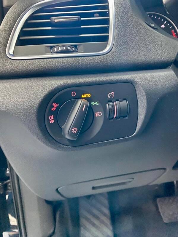 Audi Q3 2.0 tdi Business 150cv s-tronic