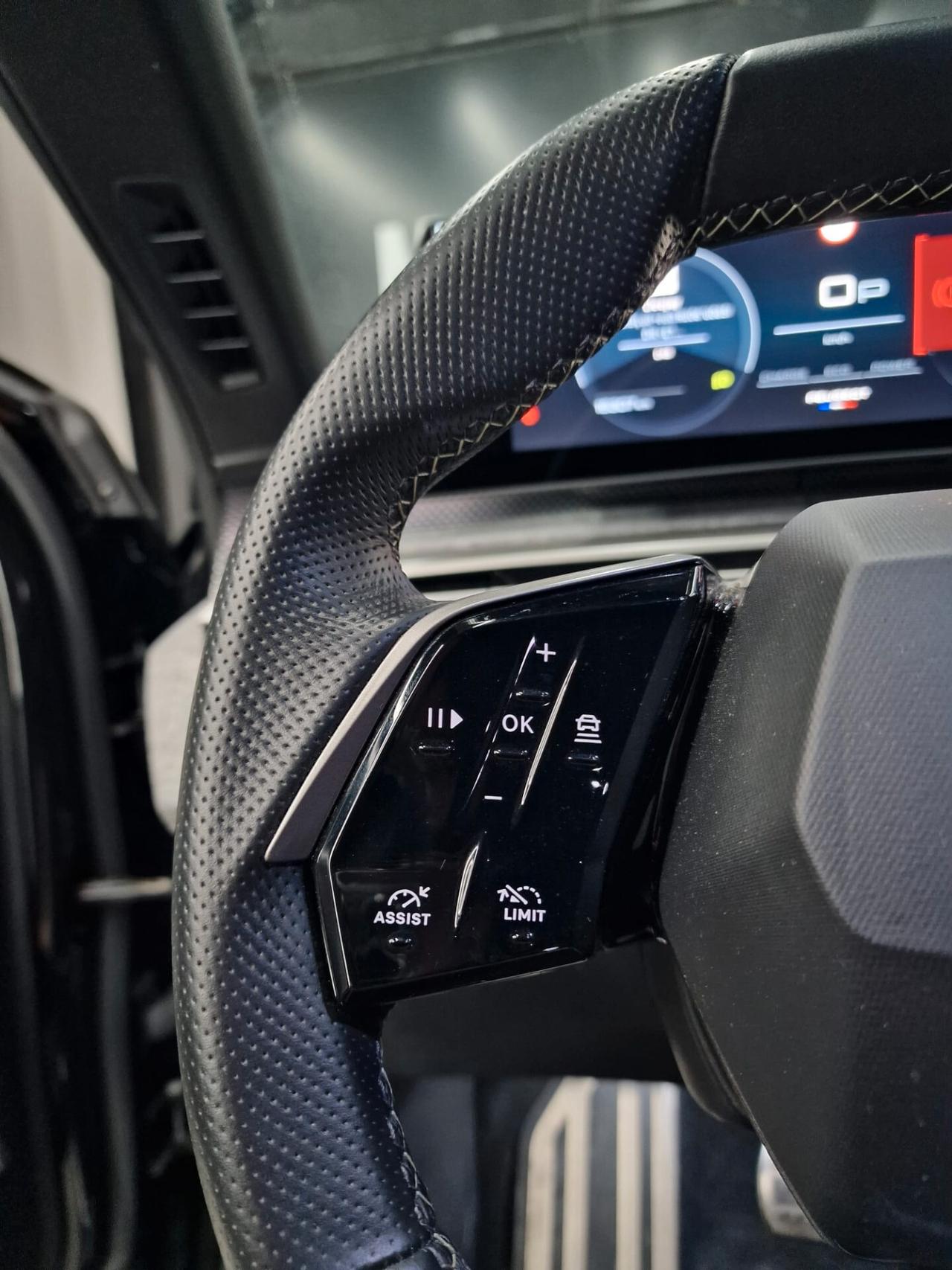 Peugeot 3008 1.2 Hybrid 145 e-DCS6 GT