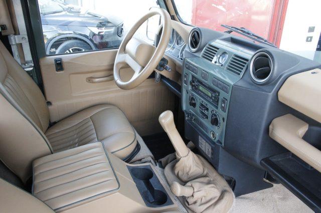 LAND ROVER Defender 90 2.4 TD4 INTROVABILE!!! PELLE/6 POSTI